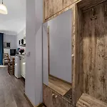 Appartement - Parks & Metro Nearby - By Rentujemy Warschau
